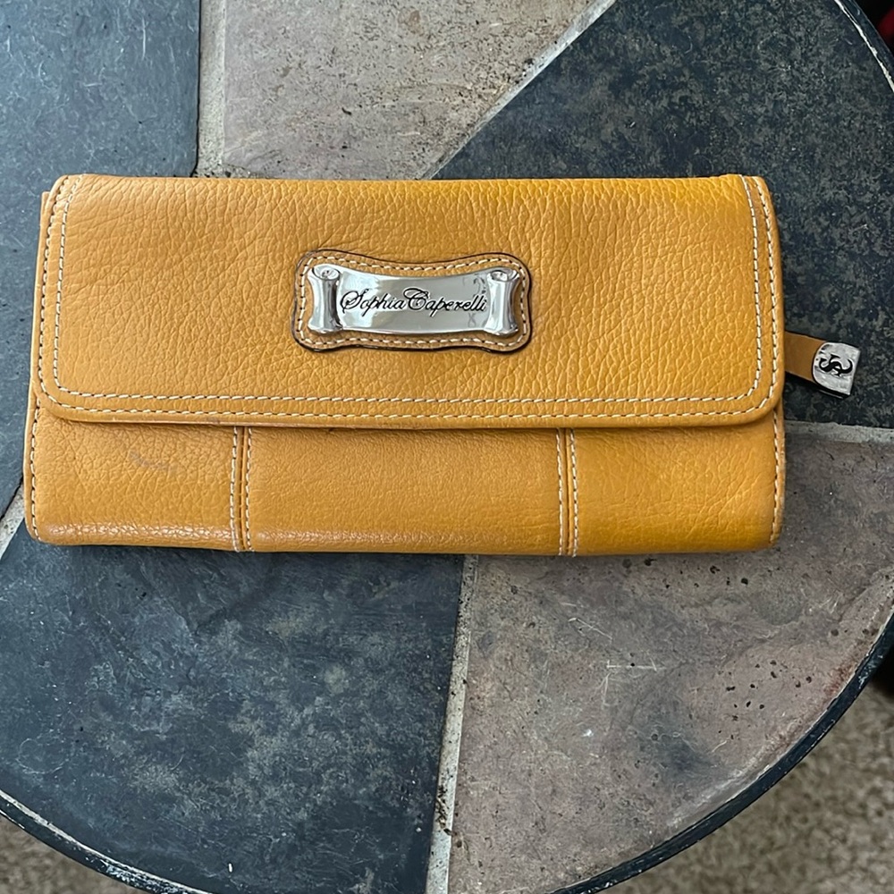 Sophia Caperelli leather wallet